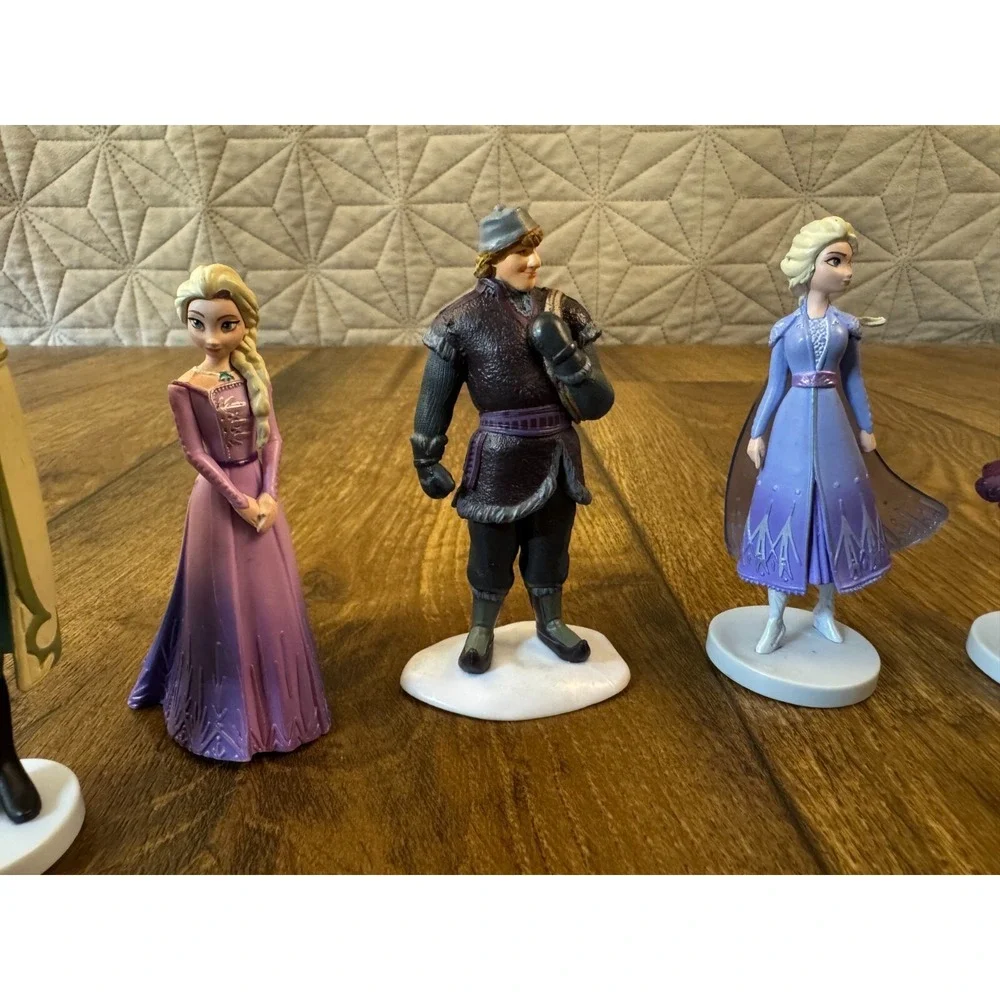 Disney Store Princess Ana Elsa Frozen Toy Figures Lot Cake Topper Yelena Mattias